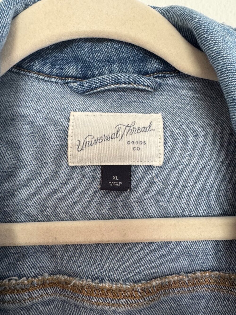 Universal Thread Target Denim Jacket | XL - Picture 2 of 2